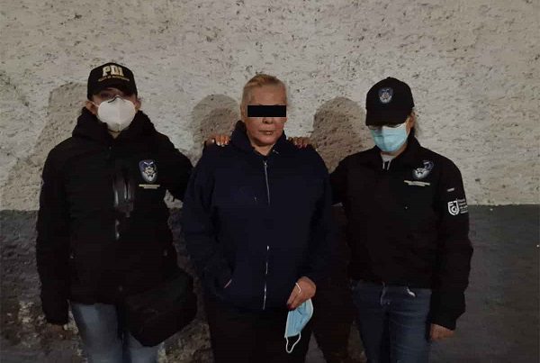 Cae 'La Güera', presunta autora intelectual de asesinato en Artz Pedregal