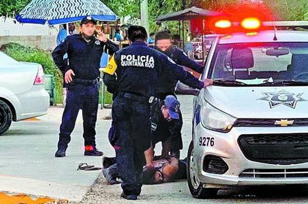 Ejercen acción penal contra policías por feminicidio a mujer en Tulum