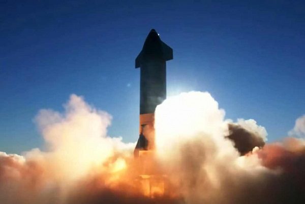 Nuevamente, se estrella vuelo de prueba de nave de SpaceX