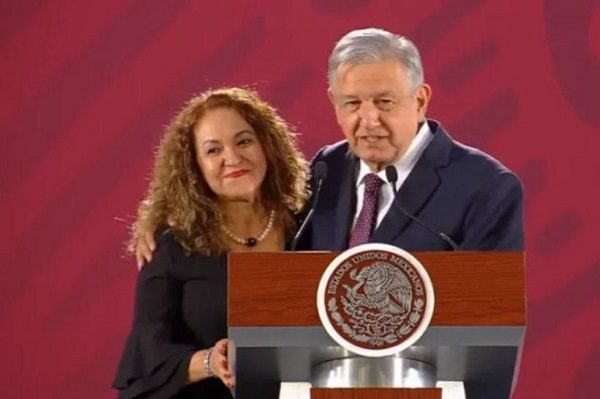 "No censuramos a nadie": AMLO sobre señalamientos de EU a Sanjuana Martínez