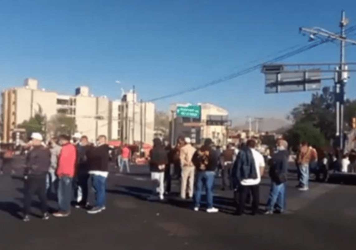 Transportistas retiran bloqueos en vialidades de CDMX, tras horas de caos