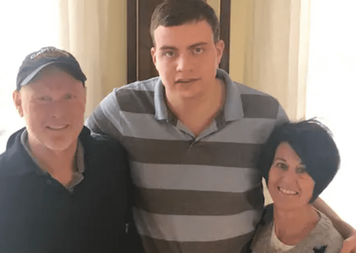 “Arriésgate por mí”: la carta de empleo de un joven con autismo, que rompió LinkedIn