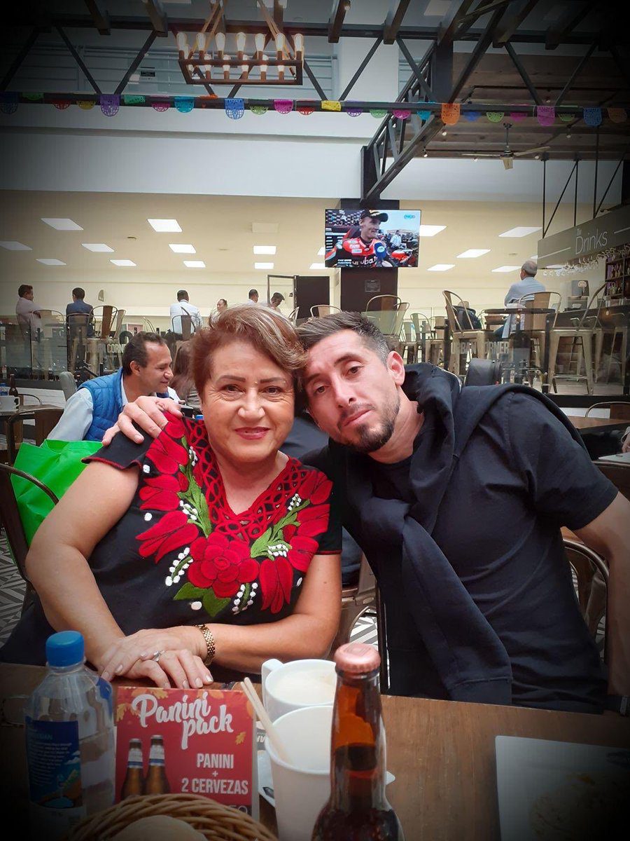 Fallece mamá de Héctor Herrera por Covid-19