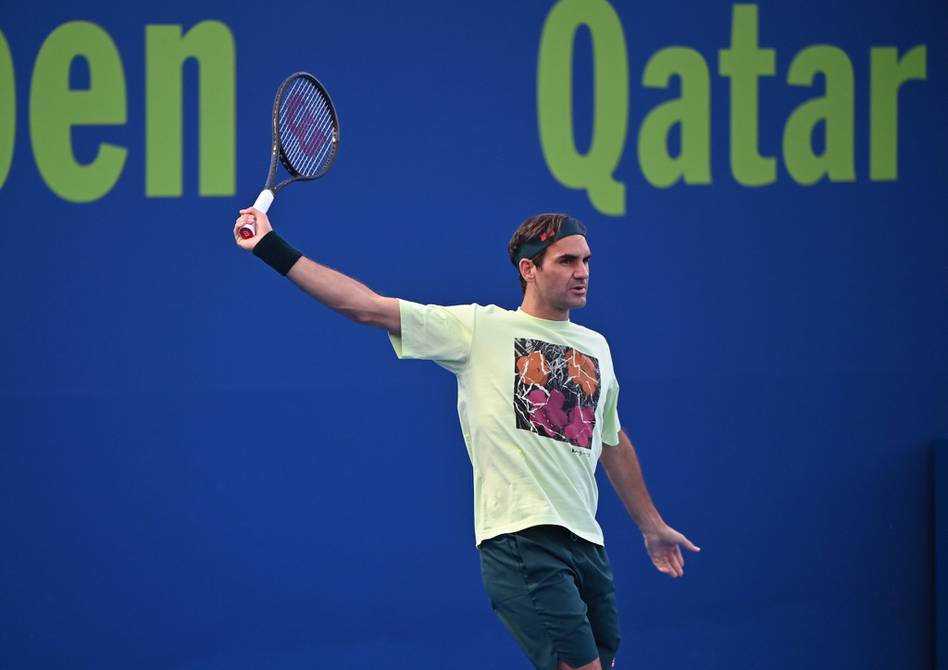 Roger Federer derrota a Daniel Evans, tras regreso a Qatar Open