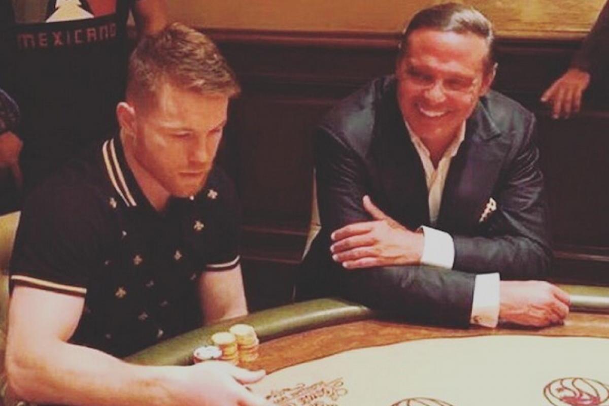 Captan al "Canelo" Álvarez festejando triunfo con Luis Miguel en Miami #VIDEO