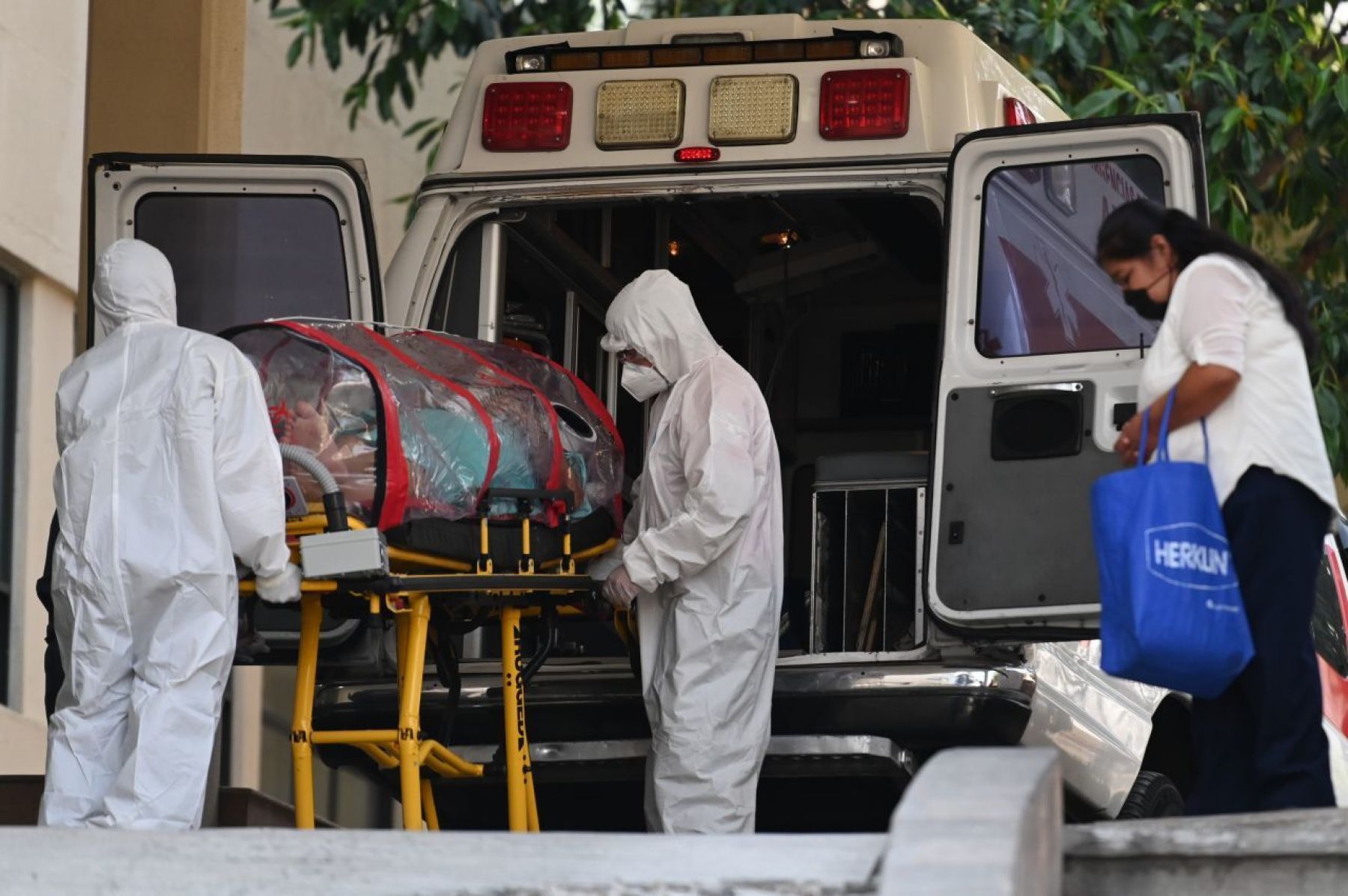 México alcanza 197 mil 219 muertos, en 24 horas hubo 613