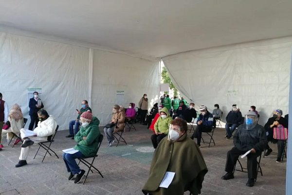 Inicia vacunación contra Covid-19 en Iztapalapa y la GAM