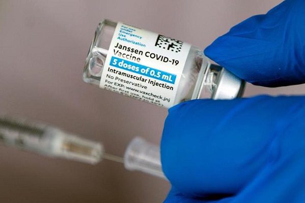 J&J se hará cargo de planta donde se arruinaron 15 millones de vacunas