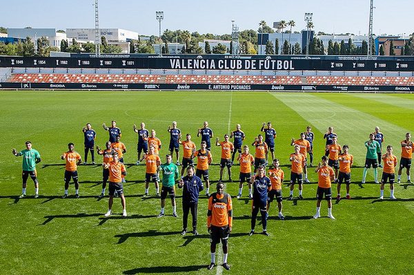 Valencia abandona juego ante Cádiz debido a presunto insulto racista