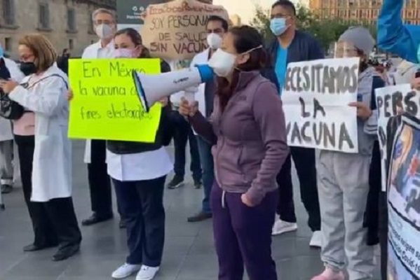 Nuevamente, médicos privados exigen ser vacunados en CDMX