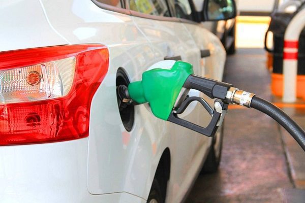 AMLO asegura que precios de combustibles no han aumentado en términos reales