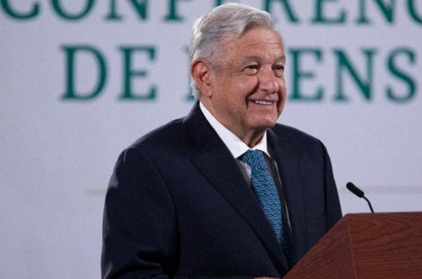 "Todos cometemos errores", dice AMLO sobre agresión de Silvano Aureoles a ciudadano #VIDEOS