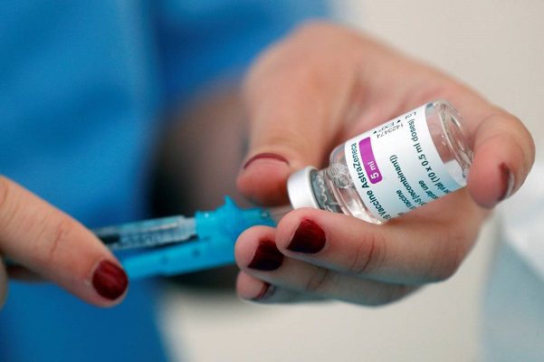 Italia reporta cuatro muertes tras aplicación de vacuna de AstraZeneca