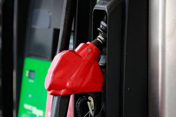 Hacienda vuelve a quitar el estímulo fiscal a la gasolina Premium