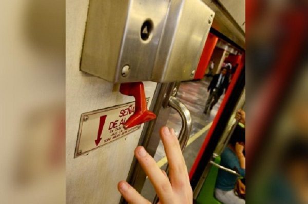 Tras varios casos, Metro CDMX pide no activar palancas de emergencia indebidamente