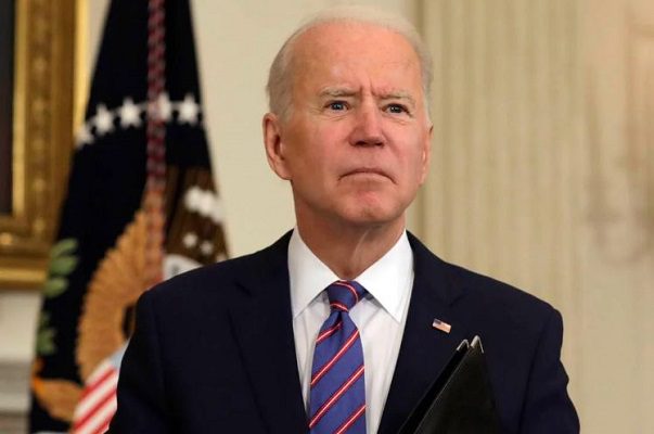 Biden prevé compartir vacunas con más países en el verano