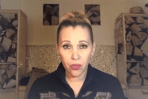 La actriz Aida Pierce revela que su hijo se disfrazó de anciano para ser vacunado