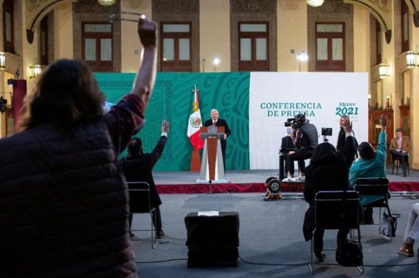 De “golpe de Estado técnico” califica AMLO medida del INE a mañanera