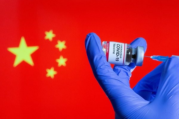 Ante baja efectividad, China está considerando mezclar sus vacunas
