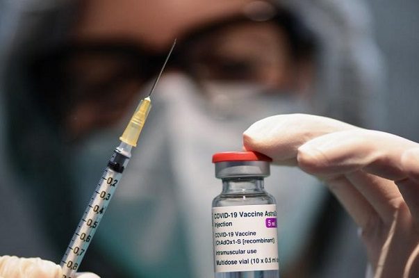 Tiraron a la basura cientos de vacunas de AstraZeneca en Suecia