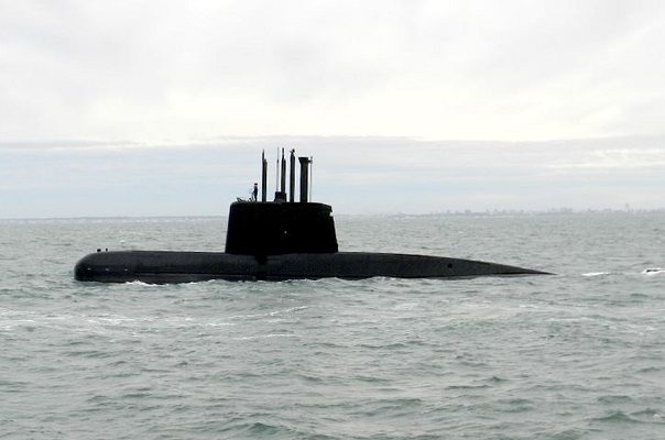 Desaparece submarino con 53 personas a bordo, en Indonesia