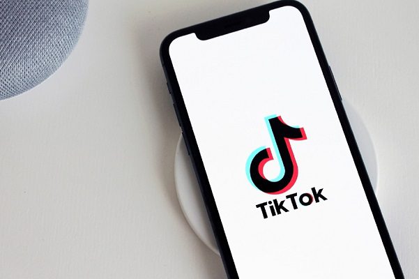 TikTok enfrenta demanda colectiva de niños por recopilar datos personales