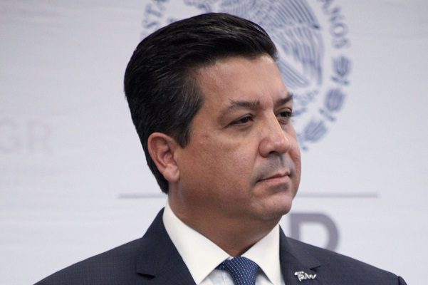La UIF amplía la denuncia ante la FGR contra García Cabeza de Vaca
