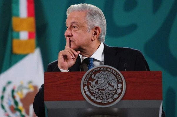 "No hemos sido notificados sobre apercibimiento del INE", asegura AMLO