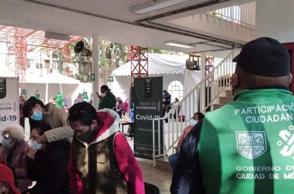 Retrasan segunda dosis en Tlalpan e Iztapalapa; en GAM comienza el 27 de abril