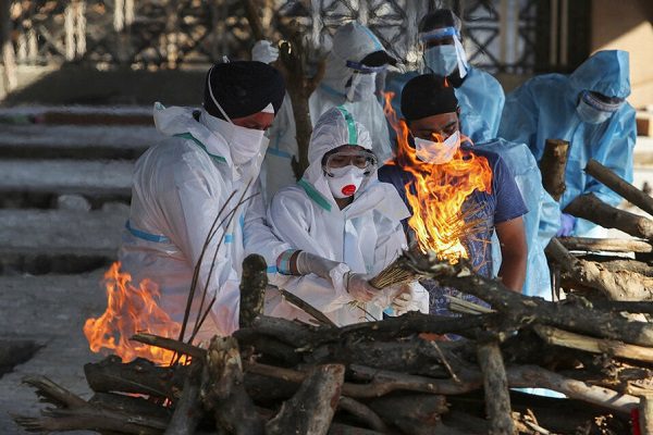 India alcanza los 200 mil muertos por Covid-19