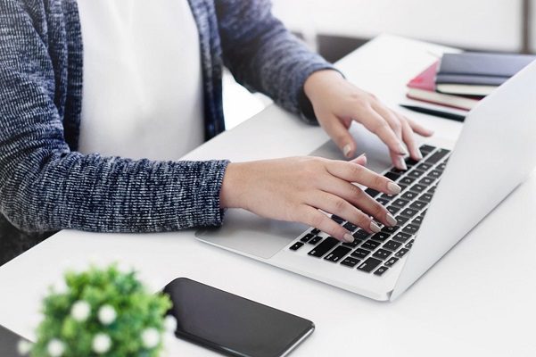 Se oficializará prolongar home office de burócratas por Covid-19