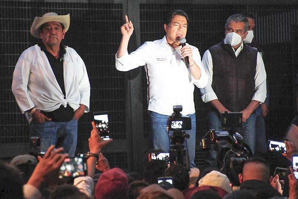 Este miércoles Morena definirá sustitutos de Salgado Macedonio y Morón