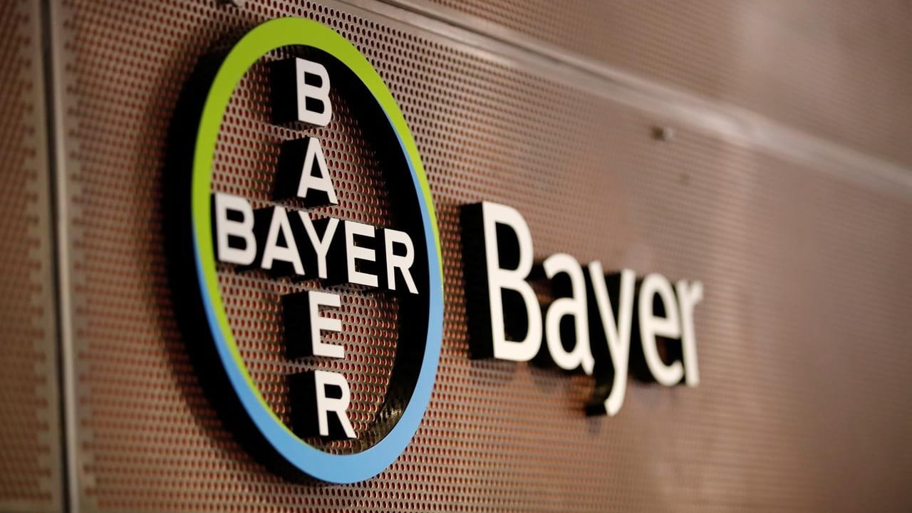 Bayer se habría amparado contra prohibición del glifosato en México