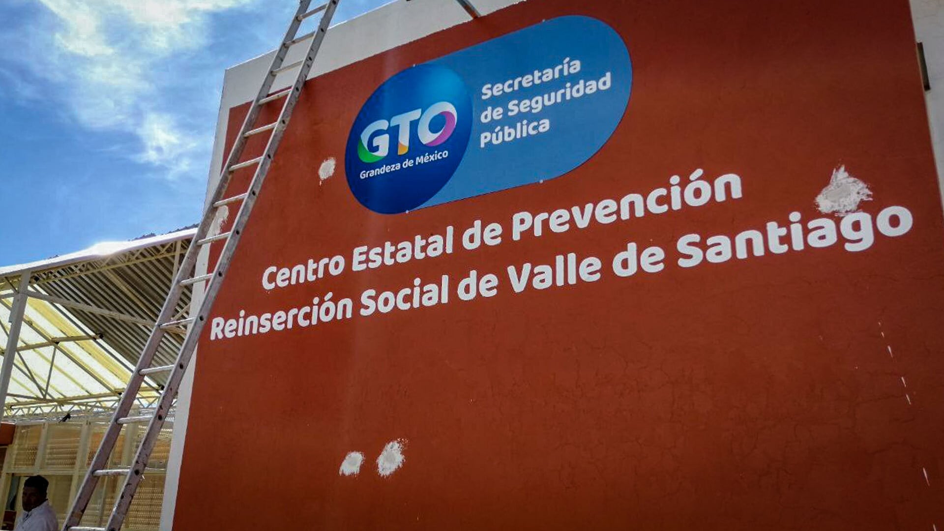 Atacan a director del penal de Valle de Santiago, Guanajuato