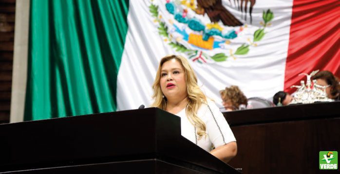 Jueza rechaza camioneta que ex diputada de Chihuahua ofreció como garantía contra proceso