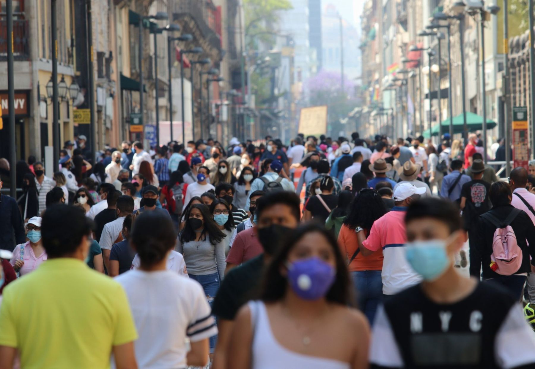 México acumula 211 mil 213 muertes por Covid-19