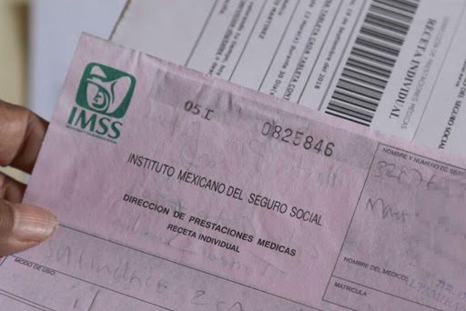 IMSS no logró surtir 16 millones de recetas médicas en 2020.