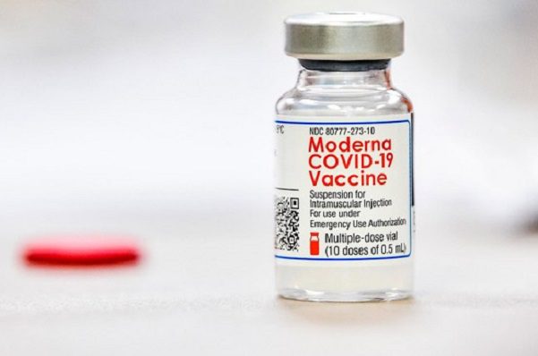 Moderna acuerda dar 500 millones de dosis a Covax