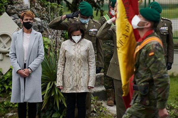 España confirma primer muerte tras aplicación de vacuna de AstraZeneca