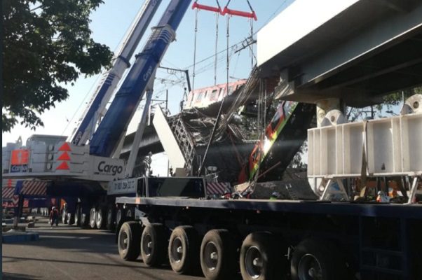 Retiran primer vagón de Metro colapsado de la Línea 12