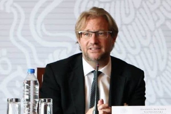 "Jamás he violado", asegura Andrés Roemer tras orden de captura