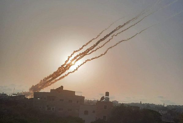 Reportan lanzamiento de cohetes hacia Jerusalén desde Gaza #VIDEOS