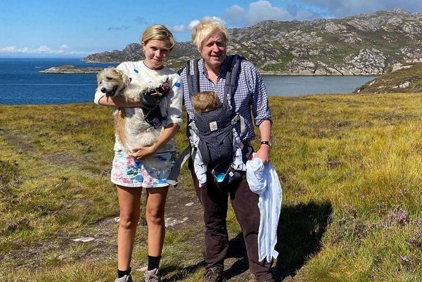 Investigan a Boris Johnson por enorme gasto en vacaciones en el Caribe