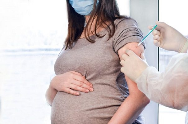 Comienza el registro para vacunación a mujeres embarazadas