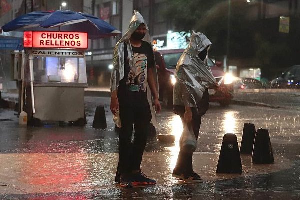 Pronostican lluvias y caída de granizo para el Valle de México