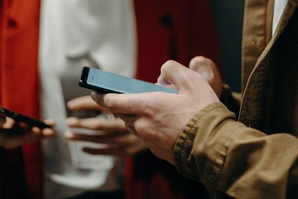 Inai presenta acción de inconstitucionalidad contra el padrón de celulares