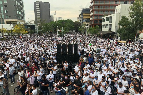 Miles marcharon por el secuestro y asesinato de los hermanos González Moreno #VIDEOS