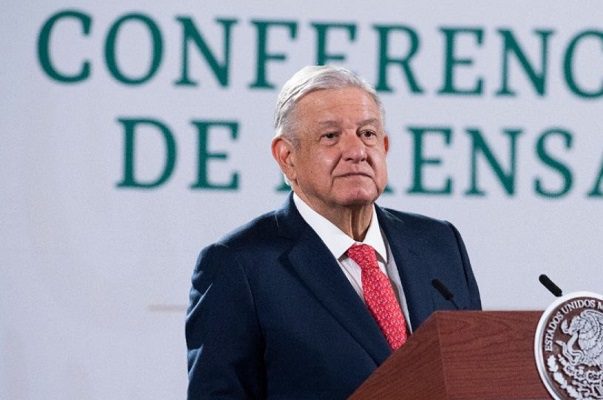 AMLO revela que EE.UU. investigaba a García Cabeza de Vaca