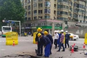 Violenta explosión de gas en Wuhan deja cuatro heridos #VIDEO