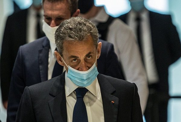 Abren juicio contra Nicolás Sarkozy por financiación ilegal